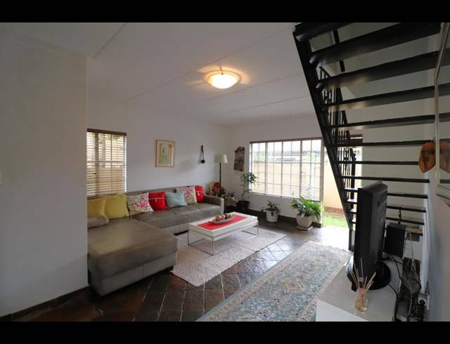 3 BEDROOM DUPLEX FOR SALE IN NOORDHANG